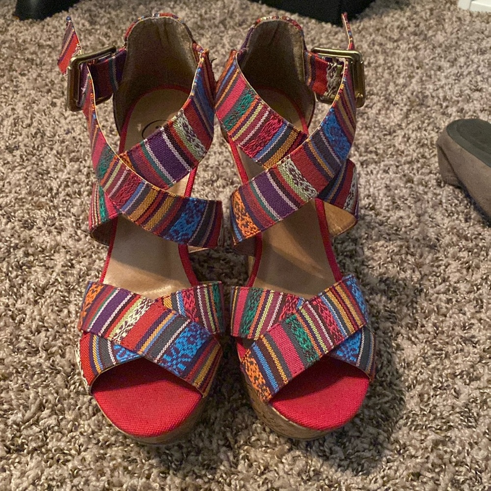 Light worn plaid western wedges